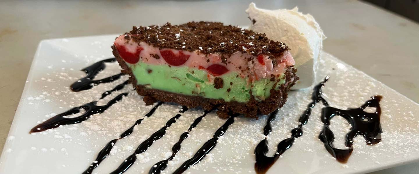 Pistachio_cherry_ice_cream_cake-new